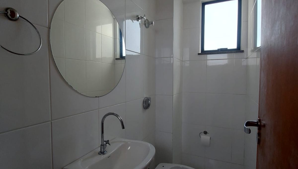 WhatsApp Image 2025-12-11 at 14.46.36 (1)