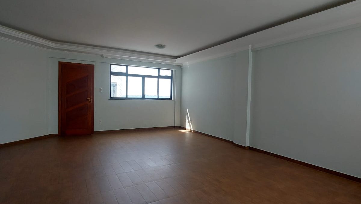 WhatsApp Image 2025-12-11 at 14.46.39