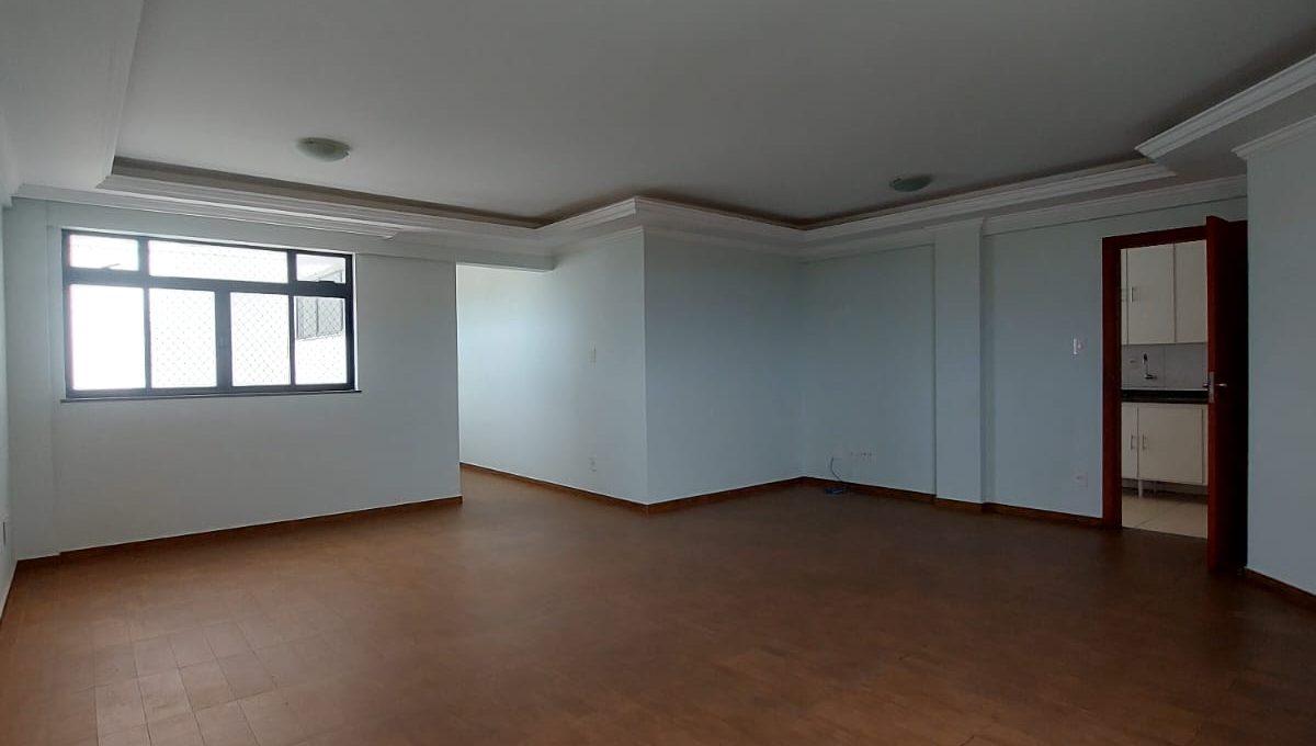 WhatsApp Image 2025-12-11 at 14.46.46