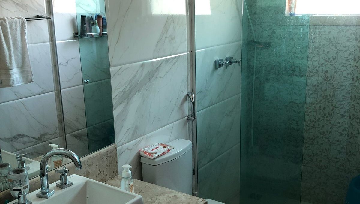 555d3f4f-028b-46bc-9a5b-20db25012c1c