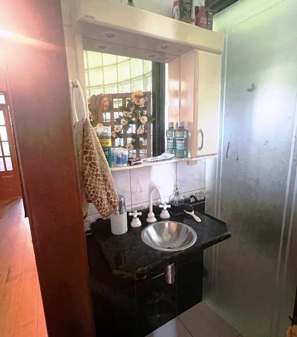 570f62bb-bd4c-4a04-93cc-5c978a01fe5e