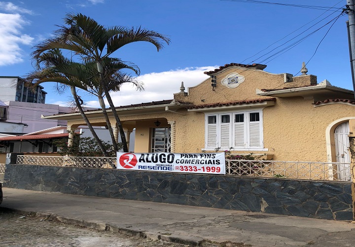 Casa Comercial Bairro do Campo