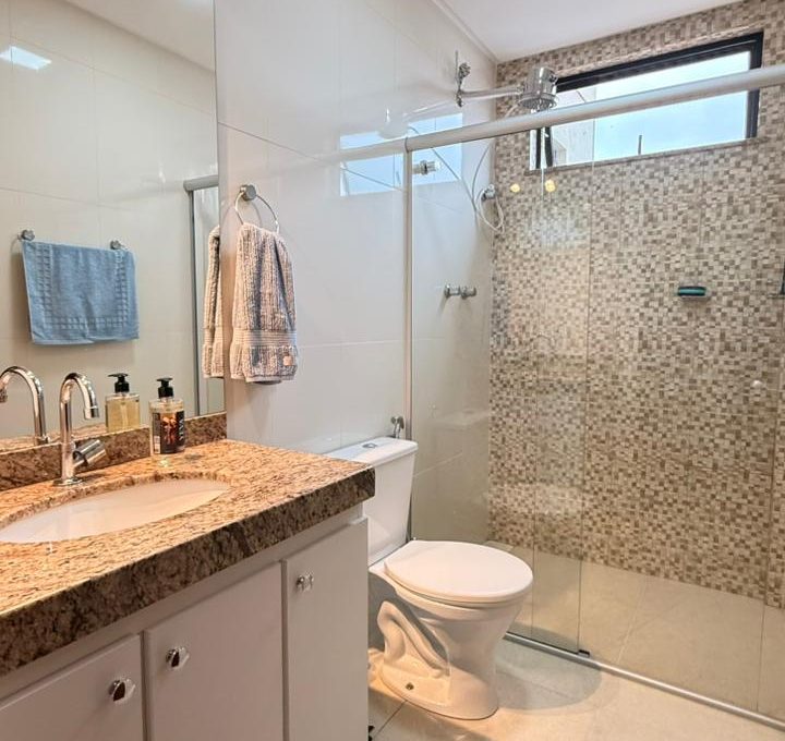 c8e690b6-20e2-4918-aa74-dc82c53cf79d