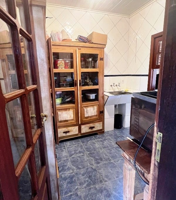 caa2e57f-3501-48f8-8de8-491f6ec4d91c