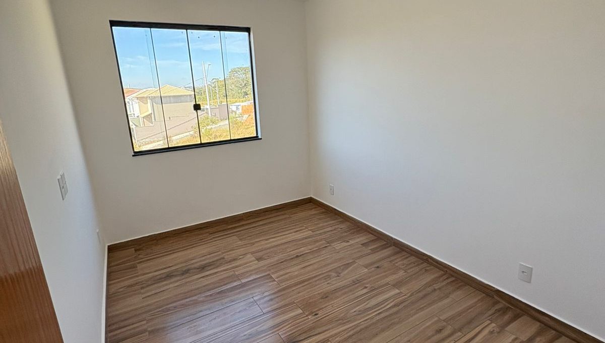 4fe248f7-2db4-46d7-a5a6-87e9cd391876