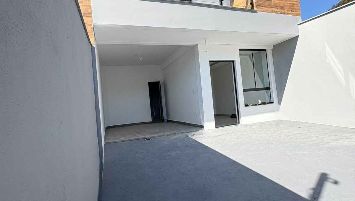 9a75793e-c62b-4efb-92c1-f473e802a55b