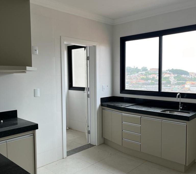 7b3bdc53-5bde-4584-b423-874bc7c3d358