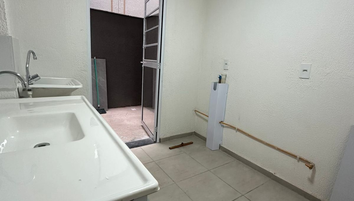 WhatsApp Image 2025-10-08 at 17.15.58 (2)