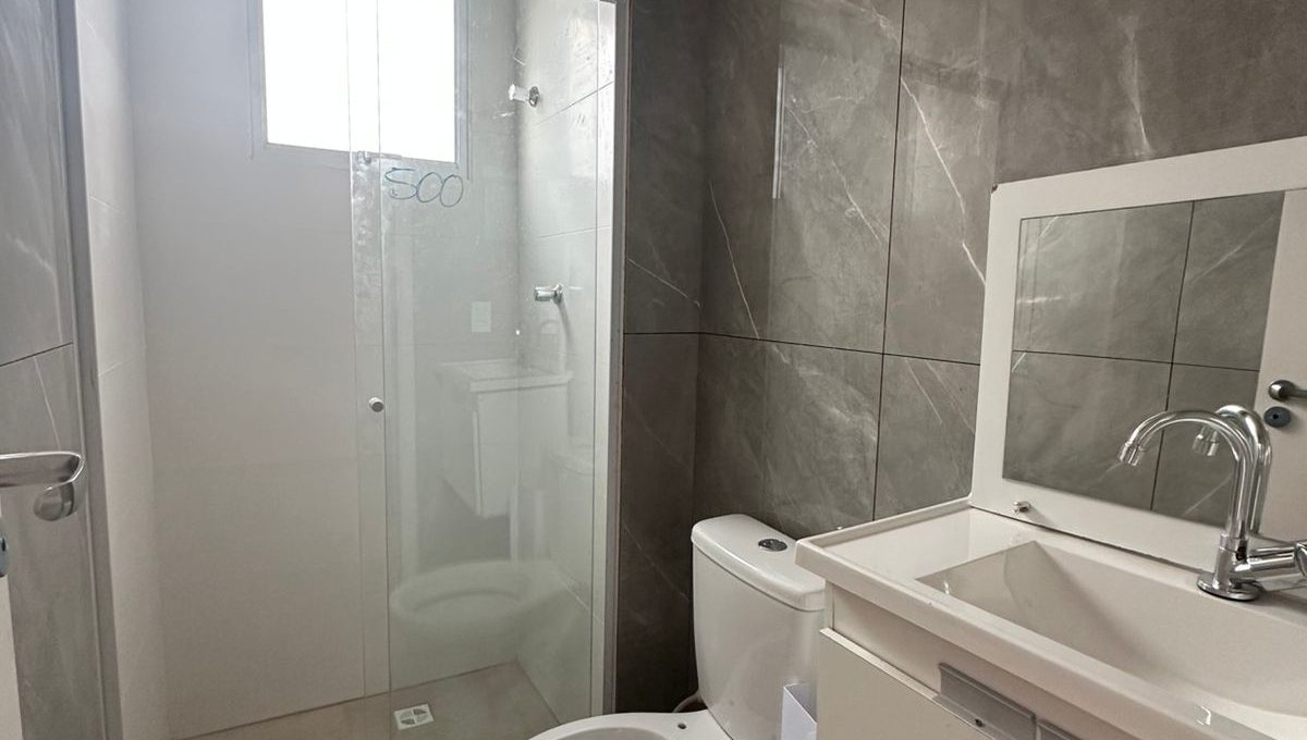 WhatsApp Image 2025-10-08 at 17.16.00 (1)