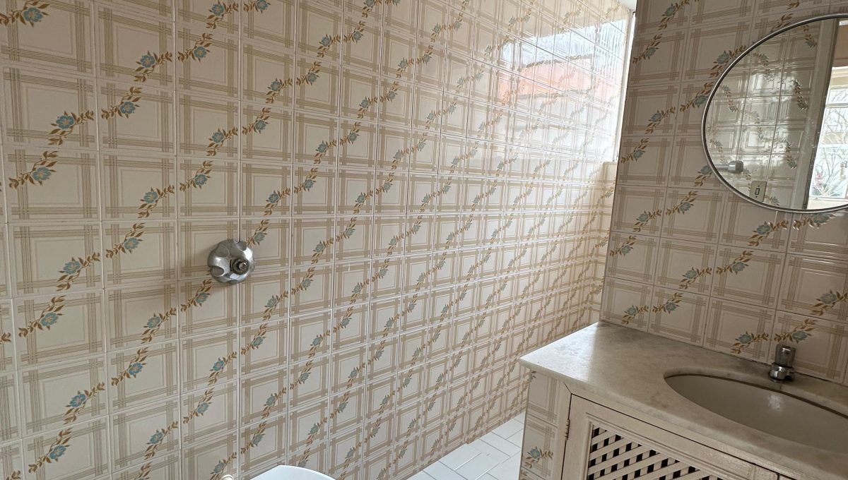 WhatsApp Image 2025-10-13 at 11.35.10 (4)