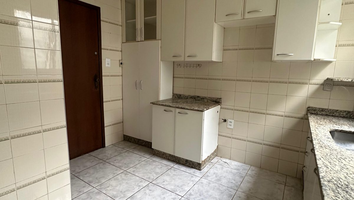 WhatsApp Image 2025-10-15 at 09.28.08 (1)