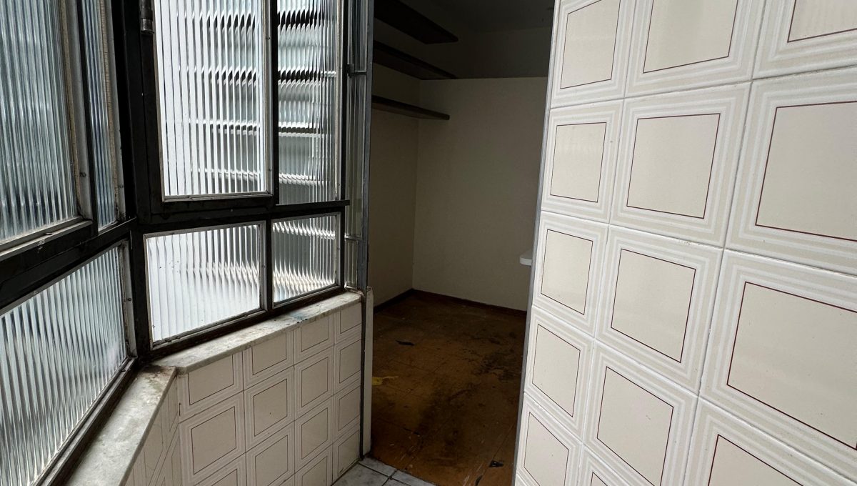 WhatsApp Image 2025-10-15 at 09.28.09 (1)