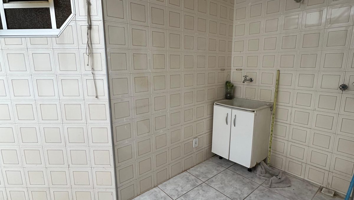 WhatsApp Image 2025-10-15 at 09.28.09 (2)