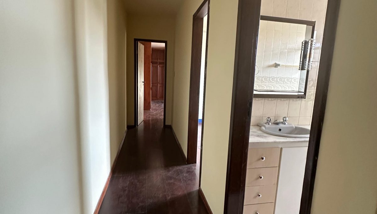 WhatsApp Image 2025-10-15 at 09.28.10 (2)