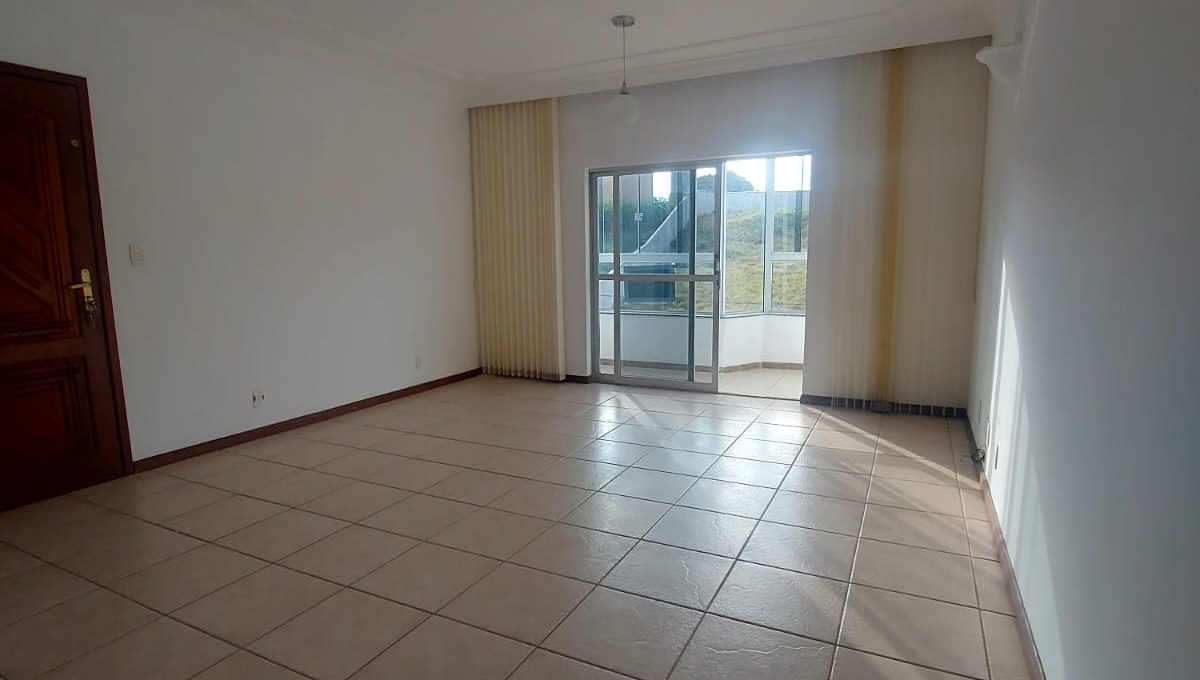 WhatsApp Image 2025-10-20 at 16.52.49 (1)