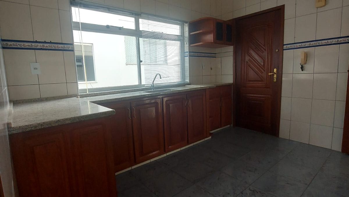 WhatsApp Image 2025-10-20 at 16.53.04