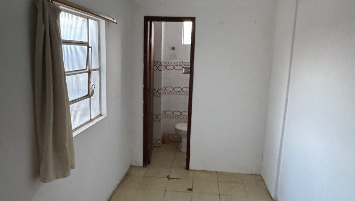 WhatsApp Image 2025-11-18 at 11.11.59