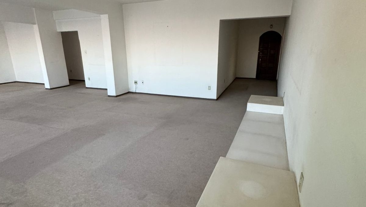 WhatsApp Image 2025-11-18 at 11.12.00 (1)