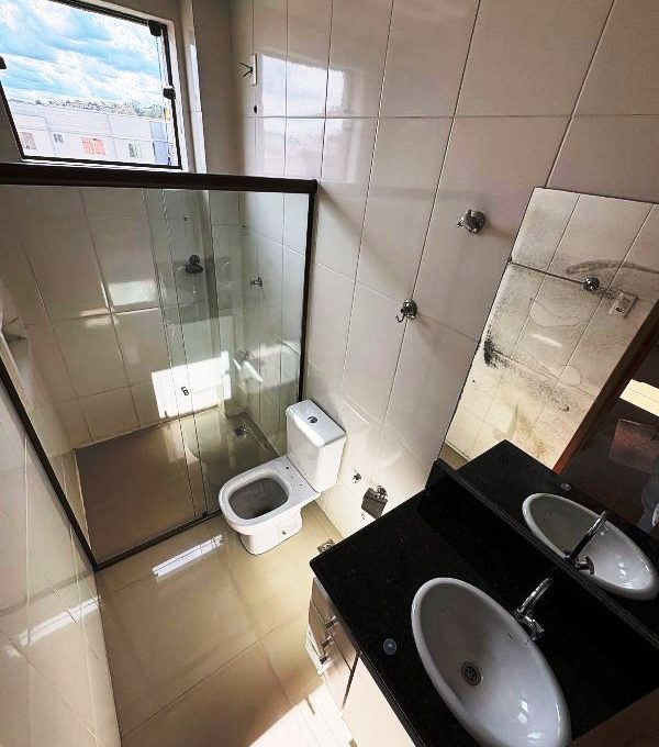 WhatsApp Image 2025-12-12 at 15.39.35