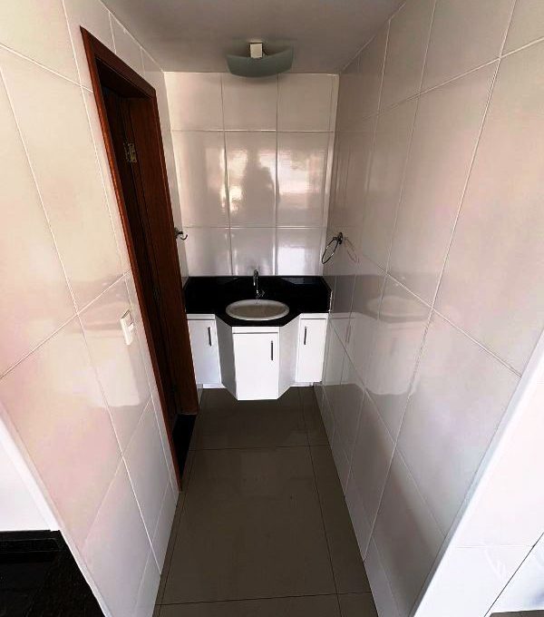 WhatsApp Image 2025-12-12 at 15.39.36