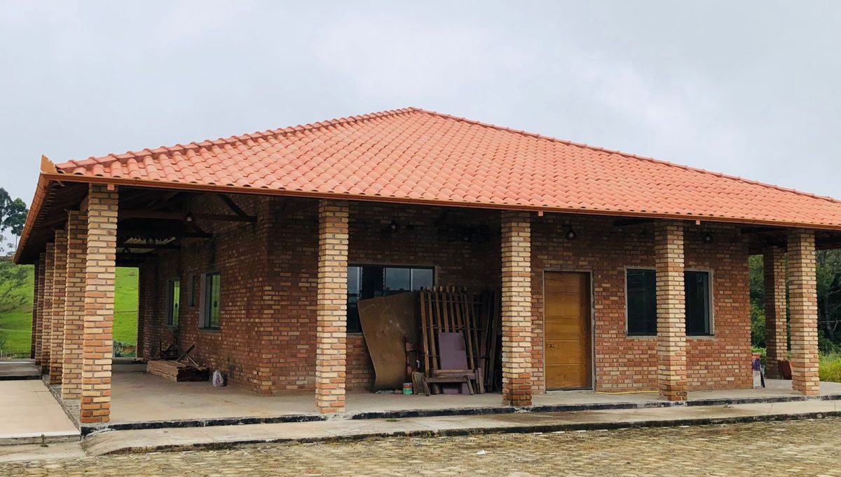 7f3fa502-abb4-4524-b360-90b65d8526cb