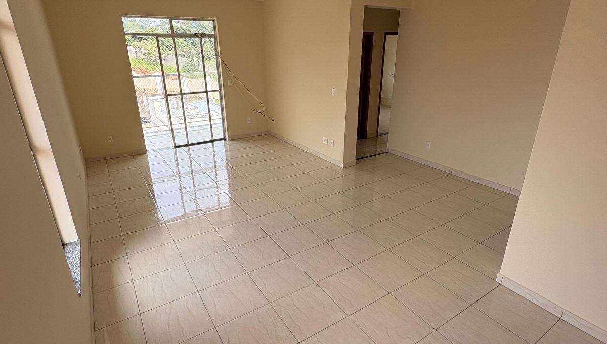 48012036-9733-40b5-8132-3e57f0d4c5eb