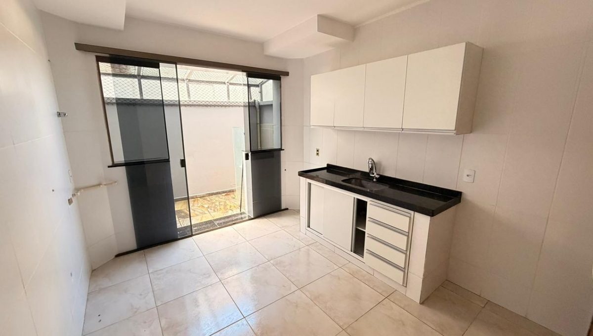 1359c678-5baf-4922-ab3e-038b6b1642bd