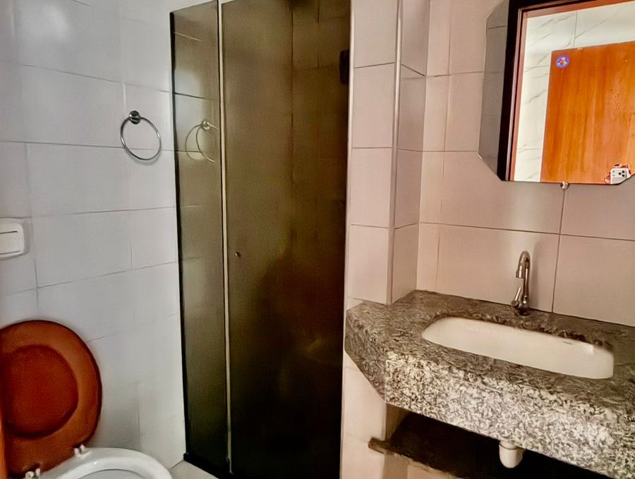 17600148-e261-4106-94c0-f4563e4c1769