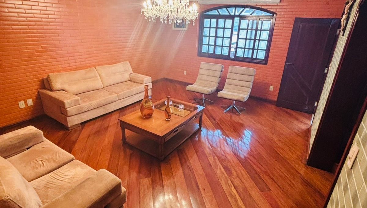 39BCED56-2E9D-4B74-A7AC-FF3399E5FE28