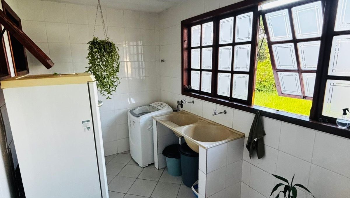 9f48f59d-68de-4afd-80e6-de93c0ec0da4