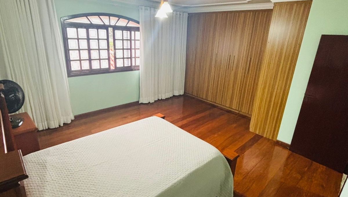 C2FA6B0E-F6BA-4339-AD98-0B0DD69768E9