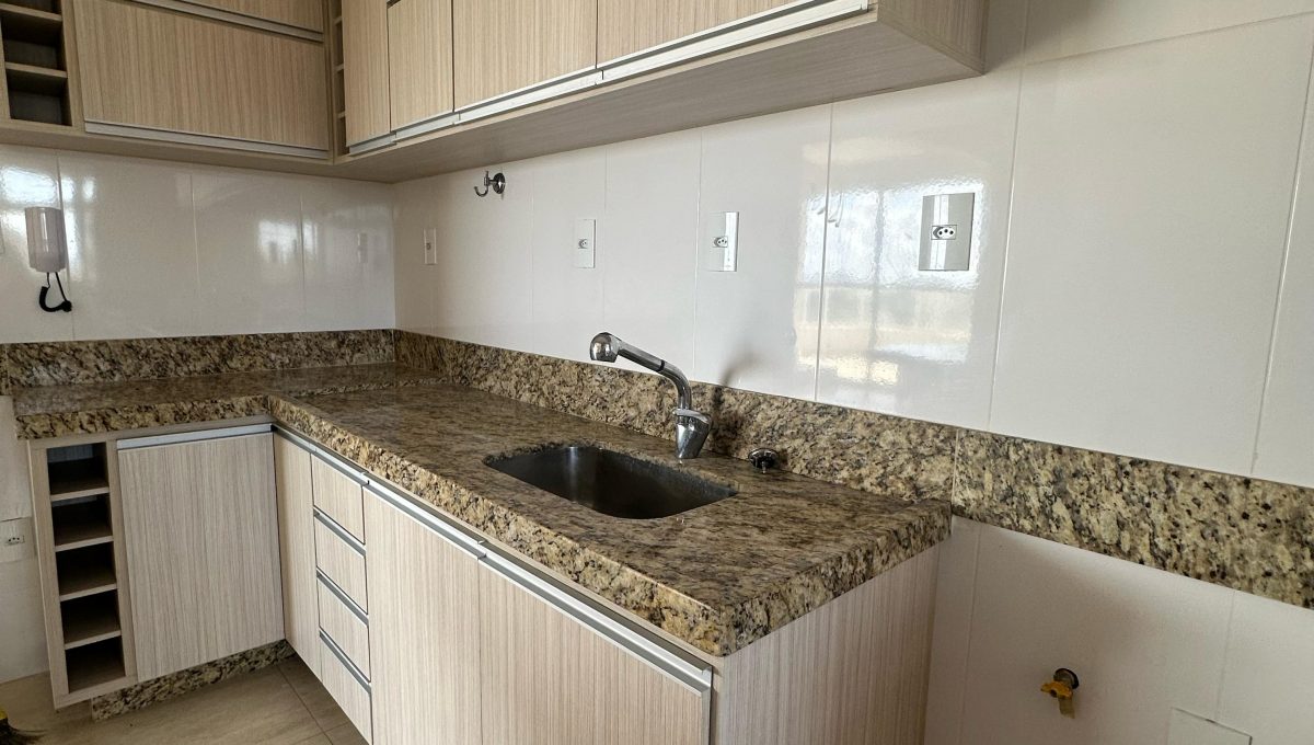 WhatsApp-Image-2025-02-21-at-16.28.33 (1)