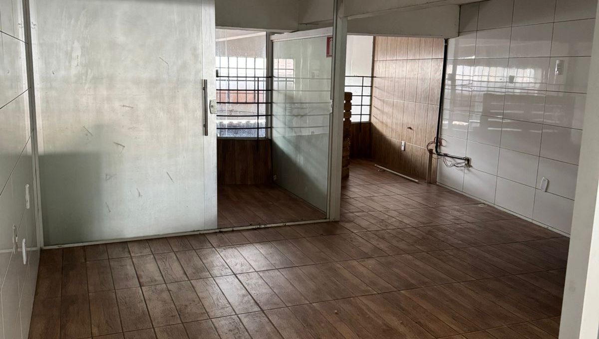 e2d95d08-0f95-4df6-9c4d-0531dc897811