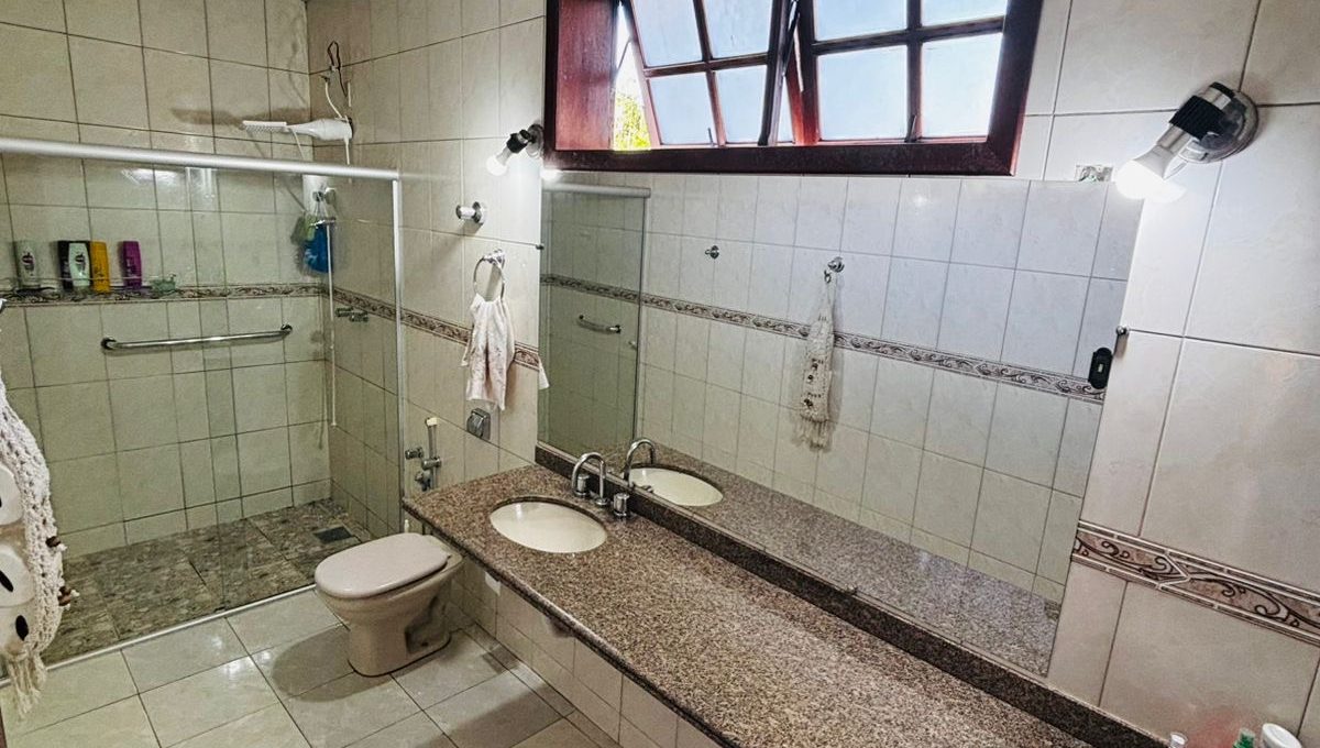 e5eb5979-150f-4eb2-b0e5-52aca19c4aae