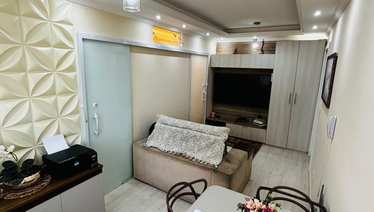 548033a1-496d-454e-9994-a9465e1abb3a