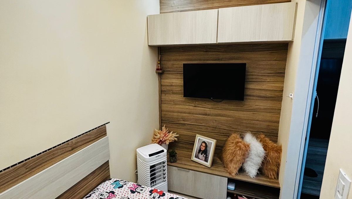 67FB726A-CF31-45C9-B4E1-5D4F3CA91751