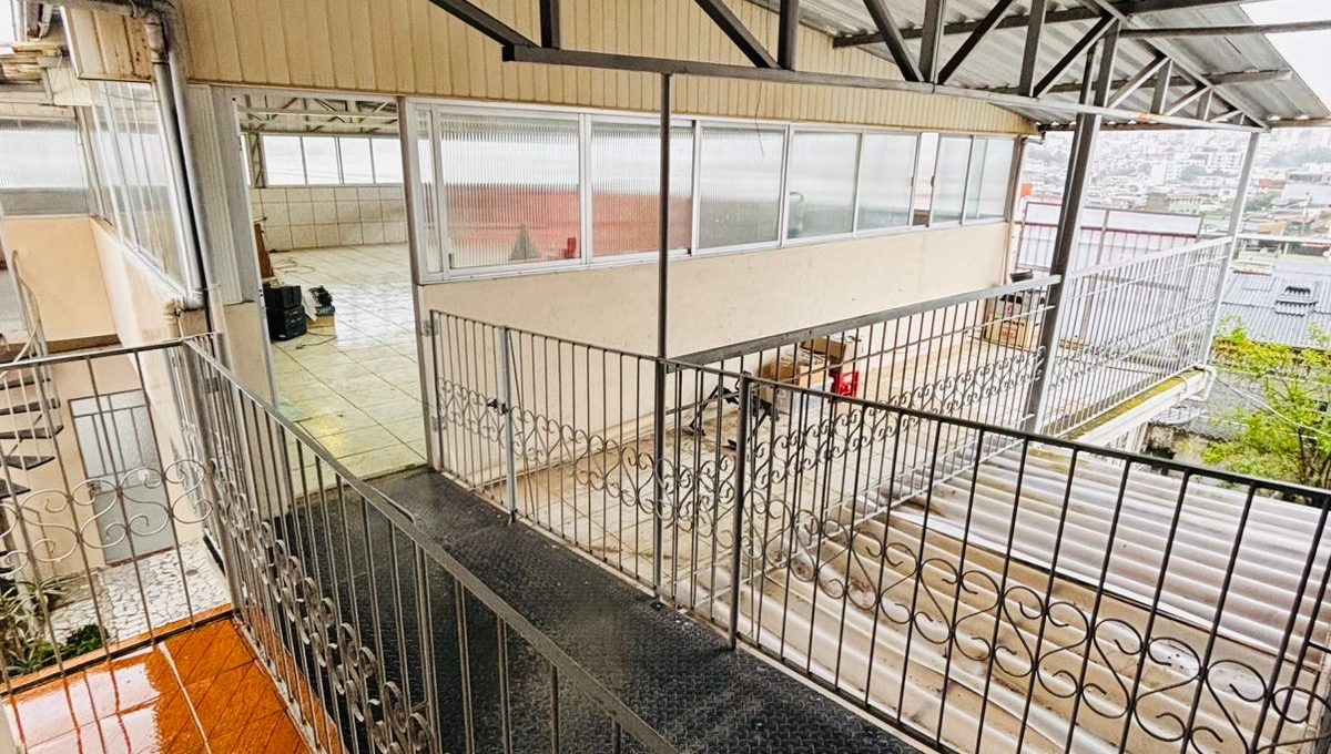 c74b56fd-d3d3-4391-9386-0d37d6fb3375